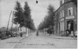 62  FRUGES   PAS DE CALAIS  -  AVENUE  GARE   -  CPA   N/B  9x14 BE - Fruges