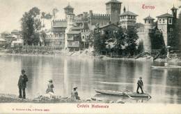 Torino - Castello Medioevale - Fiume Po