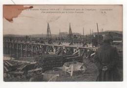 VERBERIE  - CONSTRUCTION D'UN PONT PROVISOIRE PAR LE GENIE FRANCAIS - Verberie