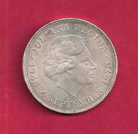 NEDERLAND 1973  Circulated Coin, XF, 10  Gulden "Jubilee,  0.720 Silver Juliana  C90.092 - Monete D'Oro E D'Argento