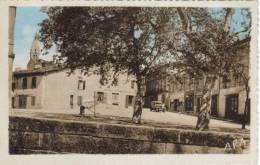 CPSM MONTCLAR DE QUERCY (Tarn Et Garonne) - Place De La Mairie Et Clocher - Montclar De Quercy