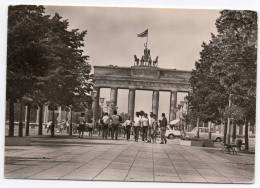 Cpsm Berlin - Hauptstadt Der DDR Under Den Linden - (Ex RDA) - Porta Di Brandeburgo