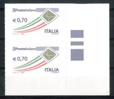 ITALIA / ITALY 2013** - Poste Italiane - Coppia Autoadesiva Come Da Scansione - 2011-20: Mint/hinged