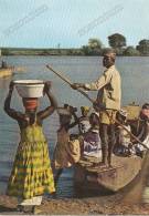 Ghana, Gunee, Families On The Tinkisso River, Familles Sur La Rivière, Ethnic ,old Postcard - Ghana - Gold Coast