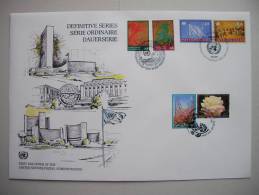 UNO-New York TRIO-FDC (33), Dauerserie 1997 Auf Genfer-Cachet - New York/Geneva/Vienna Joint Issues