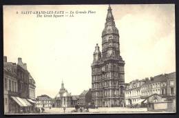 CPA ANCIENNE- FRANCE- ST-AMAND-LES-EAUX (59)- LA GRANDE PLACE AVEC ATTELAGES- LA FONTAINE- LE CLOCHER- COMMERCES- - Saint Amand Les Eaux