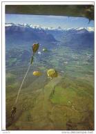 PARACHUTISME  -  SAUT TRANCHE ARRIERE  FACE AUX PYRENEES - Parachutespringen