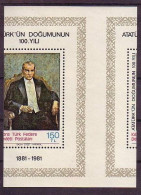 1981 NORTH CYPRUS PRINTING ERROR VERY RARE - SOUVENIR SHEET FOR THE BIRTH CENTENARY OF ATATURK MNH ** - Unused Stamps