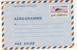 AEROGRAMME # CONCORDE # 2,10 F # GRAVEUR J.COMBET # SURVOL DE PARIS - Luchtpostbladen