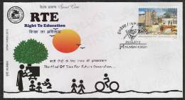 India 2013  Right To Education  Children  Cyclist Cover  # 45449  Inde Indien - Lettres & Documents