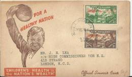 NEW ZEALAND 1946 –FDC SOLDIER HELPING CHILD  ADDR. TO LONDON – U. KINGDOM     W 2 STS  OF 1-2 , ½- 1 D POSTM. WELLINGTON - FDC