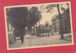 CPA - NEUFCHATEAU - L' Avenue De La Gare - Café - Neufchâteau