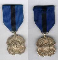 DECORATION  CROIX MEDAILLE ORDRE DE LEOPOLD II Modèle ARGENT - Belgien