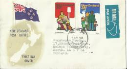 NEW ZEALAND 1981– FDC FAMILY LIFE ISSUE  W 2 STS OF 30-35 C ADDR. TO WELWYN GARDEN CITY -U.KINGDOM  POSTM TAURANGA APR 1 - FDC