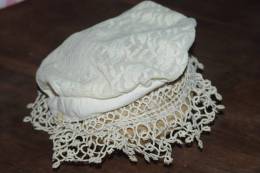 Bonnet Enfant COIFFE BEGUIN 1900 DENTELLE Et BRODERIE / POUPEE - 1900-1940