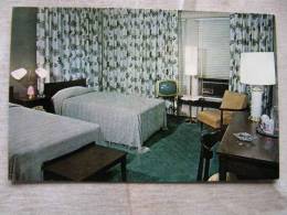 USA  NY Albany - Hampton  Motor Hotel -  Room Interior     D101073 - Albany