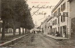 CPA- LES ABRETS(38) - L'Hôtel Barbier Et La Place Du Marché En 1900 - Les Abrets