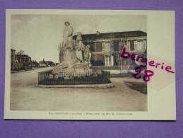 CPA 85 - SAINTE HERMINE - Monument De Mr G. Clémenceau - Petit Format - - Sainte Hermine