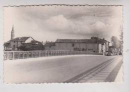 CPM DPT 82 ALBIAS,LE PONT, VUE VERS MONTAUBAN - Albias