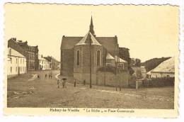 Postkaart / Carte Postale "Habay-la-Vieille - La Bûche Et La Place Communale" - Habay