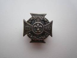 POLAND MINIATURE SCOUT BADGE - Pfadfinder-Bewegung