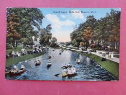 - Michigan > Detroit   Grand Canal  Belle Isle --ca 1910 -ref 874 - Detroit