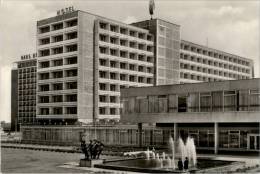 AK Rostock, Haus Der Schiffahrt, Interhotel Warnow, Gel, 1972 - Rostock