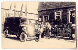 E1716 -  Stadtroda - Carte Photo - Facteur - Pompe Esso Old Timer - Stadtroda