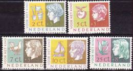 1953 Kinderzegels Postfrisse Serie  NVPH 612 / 616 - Unused Stamps