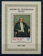 Lot 226 - B 11 - Rep. Turque De Chypre Du Nord** Bloc N° 2 - .Portrait D'Atatürk - Ongebruikt