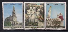 VATICANO 1967, YVERT 473/475**, CINCUENTENARIO DE LAS APARICIONES  DE FÁTIMA, RELIGIÓN - Neufs