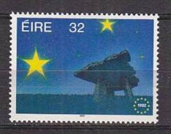 Q0965 - IRLANDE IRELAND Yv N°813 ** EUROPE - Unused Stamps