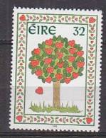 Q0982 - IRLANDE IRELAND Yv N°885 ** - Nuevos