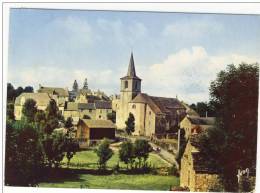 AUMONT-AUBRAC. -  L'Eglise Et Alentours .  CPM - Aumont Aubrac