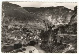 SAINT CHELY DU TARN. - Vue Générale Aérienne. CPM Dentelée - Other & Unclassified