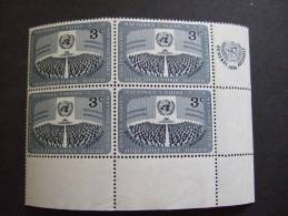 UN NEW YORK 1951  3C  CORNER BLOCK     MNH ** (025408-010/015) - Nuevos