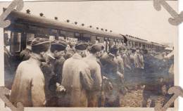 Photo Originale Aout 1919 BRUXELLES (Brussel) - Soldats Américains En Gare (A26, Ww1, Wk1) - Spoorwegen, Stations