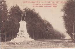 Camp De Beverloo " L' Avenue Et Le Monument Chazal " - Leopoldsburg