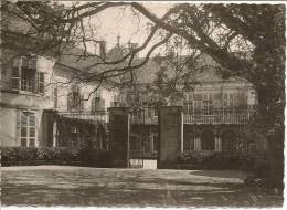 Le Château De COPPET - La Cour D'Honneur - Coppet