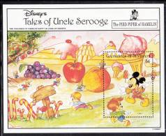 St. Vincent Grenadines MNH Scott #979 Souvenir Sheet $6 Disney's Mickey Mouse As Pied Piper Of Hamelin - St.Vincent Und Die Grenadinen