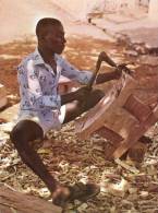 (045) Ghana - Carving An Ashanti Stool - Ghana - Gold Coast