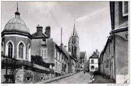 77 - LORREZ-LE-BOCAGE - Rue De L'Église - CPSM - Lorrez Le Bocage Preaux