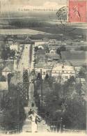 02 LAON L'ESCALIER DE LA GARE ARTISAN COMMERCANT AVEC SON TABLIER  VOYAGEE EN 1905 - Laon