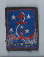 Armée FR/ Un  écusson /PACIFIQUE/ Ancre/Marine/vers 1970        ET35 - Escudos En Tela