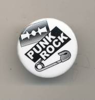 PUNCK ROCK - Objetos Derivados