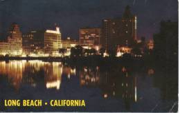 CP - PHOTO - LONG BEACH - CALIFORNIA - NIGHT LIGHTS OF BUILDINGS ALONG THE PIKE AND FAST SEASIDE - BOULEVARD ARE REFLECT - Long Beach