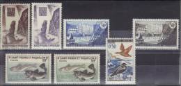 St PIERRE ET MIQUELON  1947 /57 - Lot 7 Timbres - 325 - 326 - 348 - 349 - 353 - 354 - 362    Cote 4,30 € - Ungebraucht