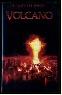 VHS Video  , Volcano  Katastrophenfilm  -  Mit Tommy Lee Jones, Anne Heche, Gaby Hoffmann, Don Cheadle  -  Von 1998 - Otros & Sin Clasificación