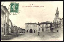 CPA ANCIENNE- FRANCE- SALVAGNAC (81)- LA PLACE ET L'EGLISE- LE MONUMENT AUX MORTS- LA HALLE- ANIMATION - Salvagnac