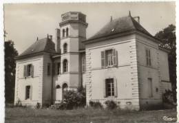 VILLEBERNIER. - Château De Beauvoyer. CPM Dentelée - Andere Gemeenten
